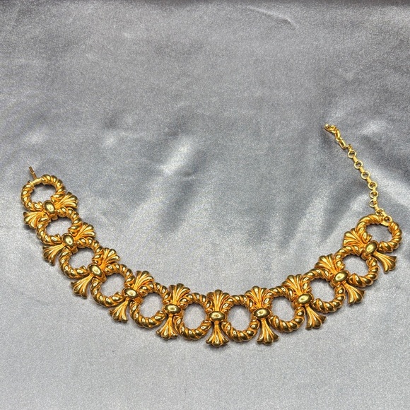 Kenneth Jay Lane Gold Ornate Necklace - Picture 1 of 4